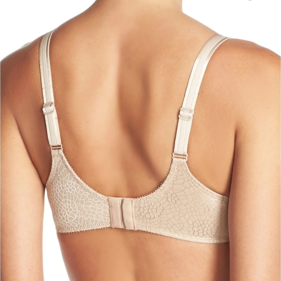 Chantelle Intimates C Magnifique Underwire Minimizer Bra - Picture 3 of 11